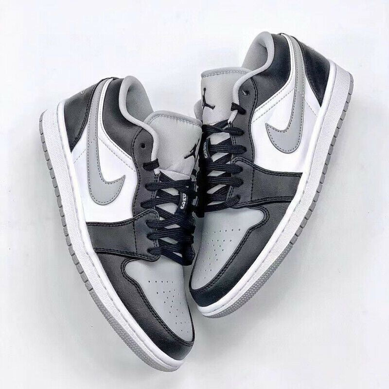 Jordan 1 Low “light grey and black”