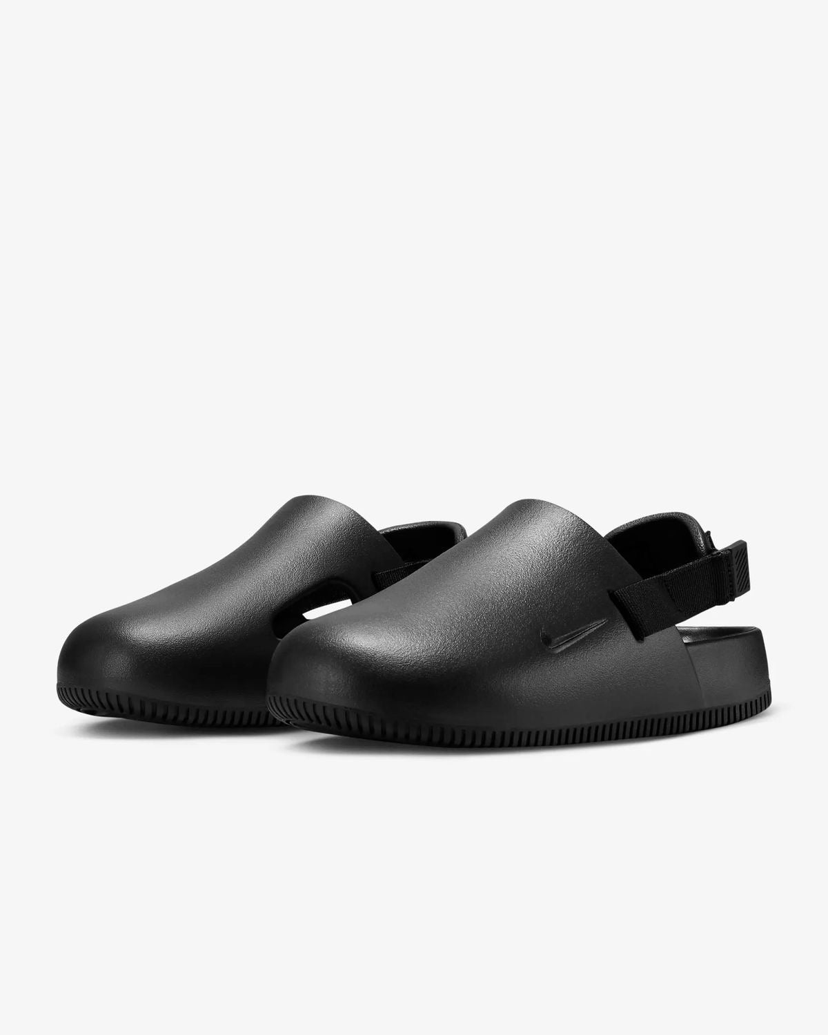 Nike Form slides