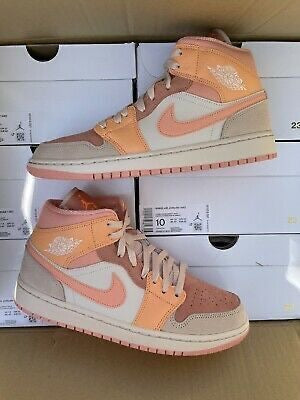 Jordan 1 Mid “apricot”