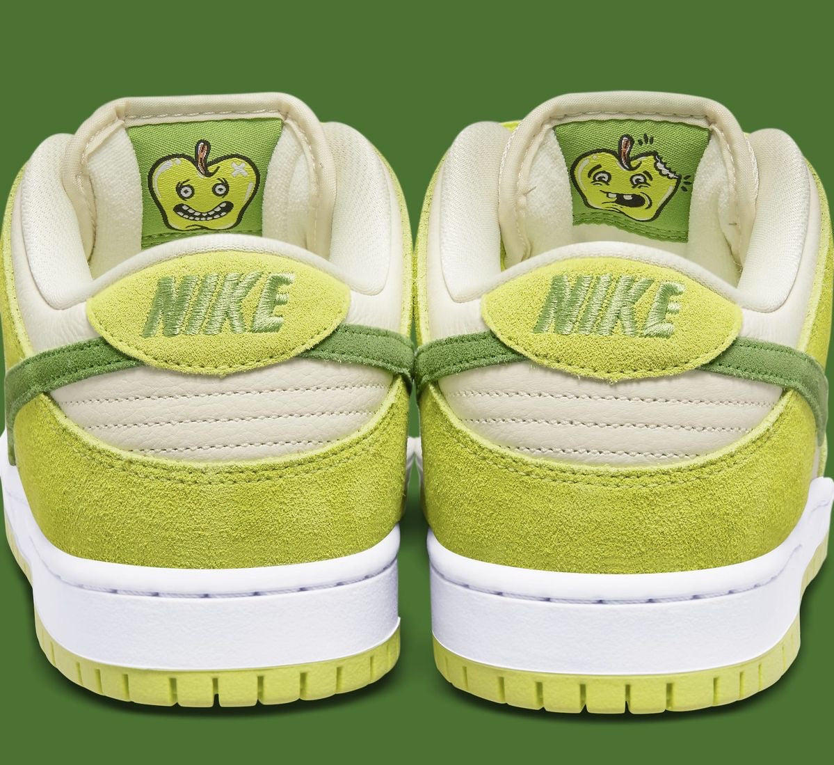 Nike Dunk Low “Green Apple”