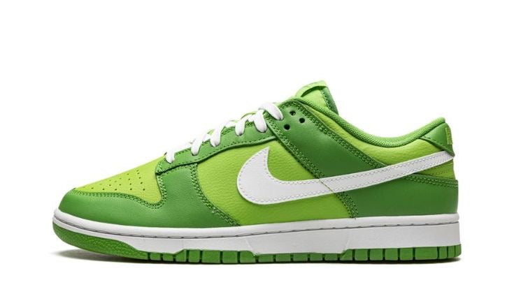 Nike Dunks Low “chlorofyll”