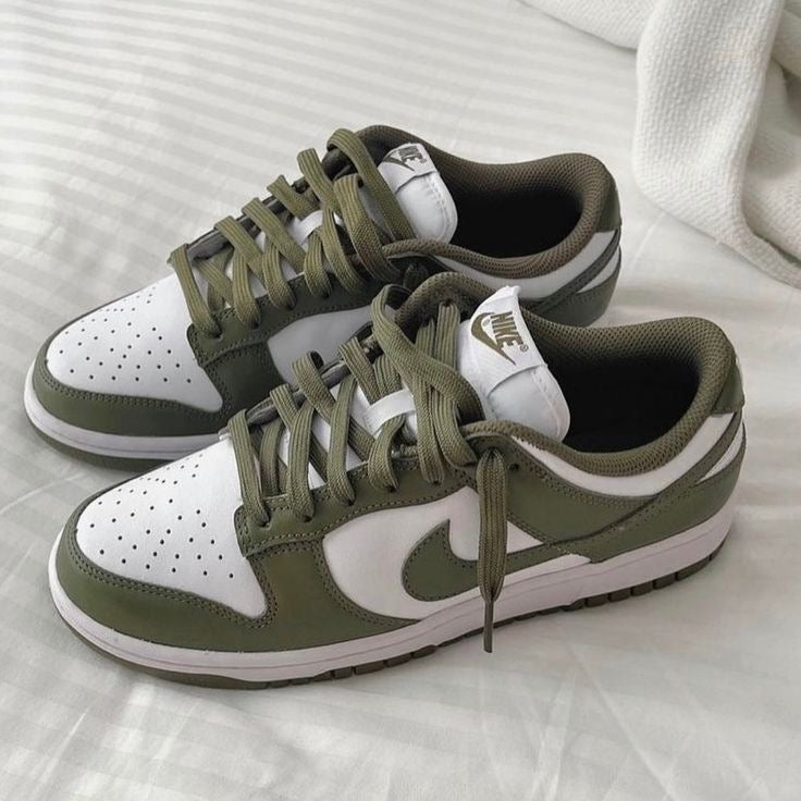 Nike SB dunk low “olive”