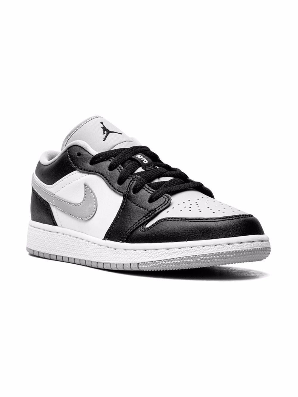 Air Jordan 1 low “light smoke grey”